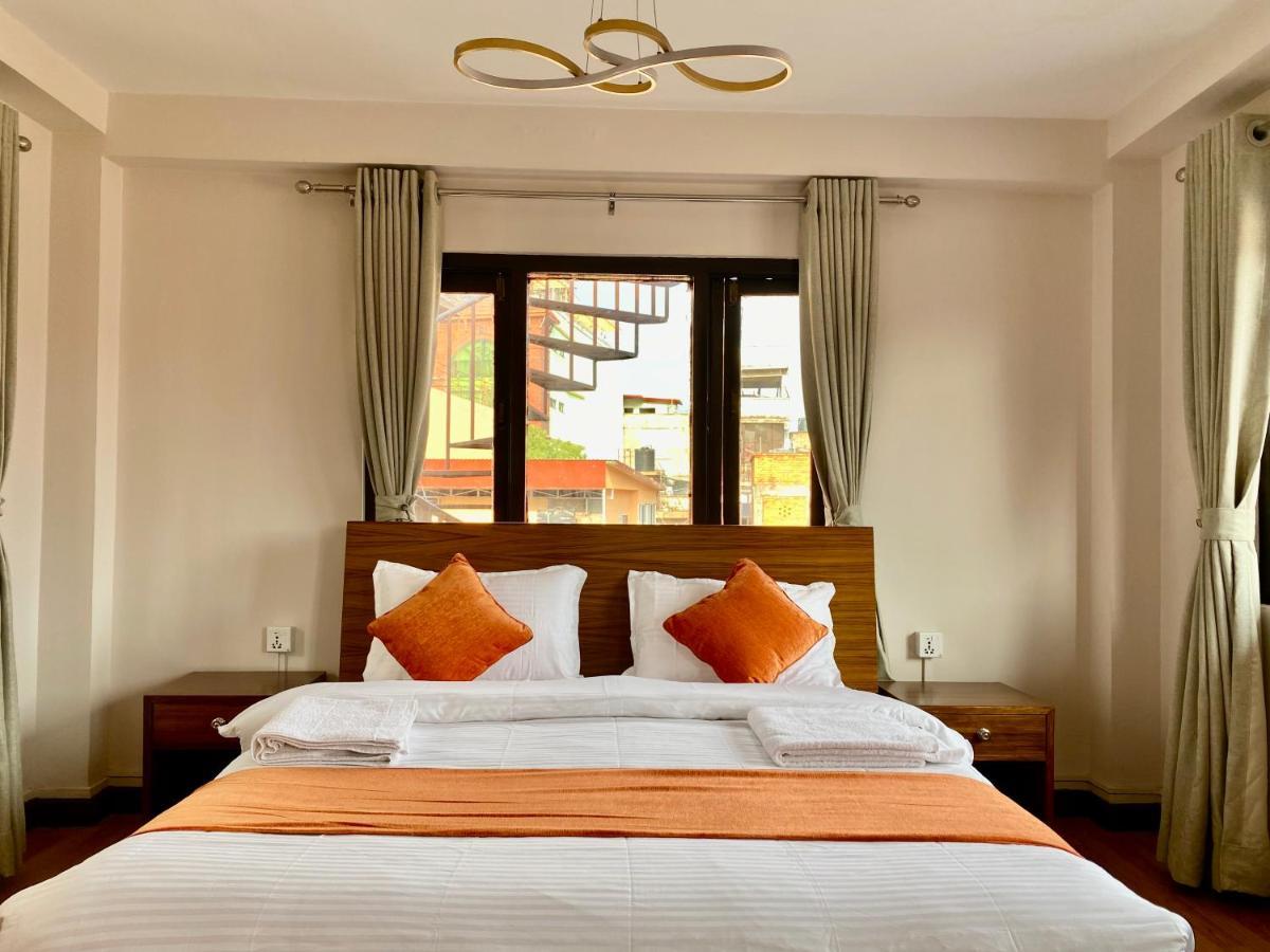 Hotel Pala Катманду Екстер'єр фото