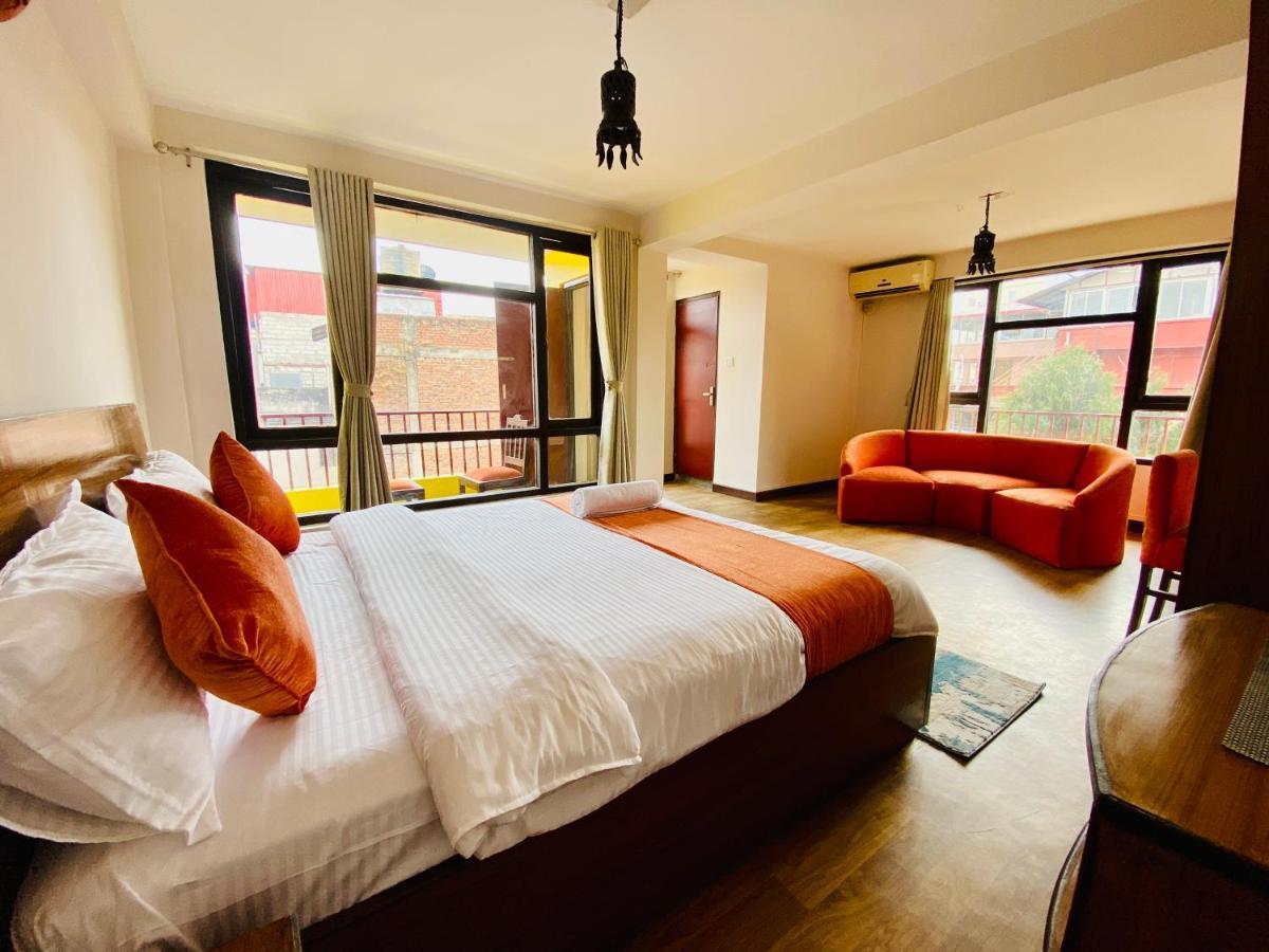 Hotel Pala Катманду Екстер'єр фото
