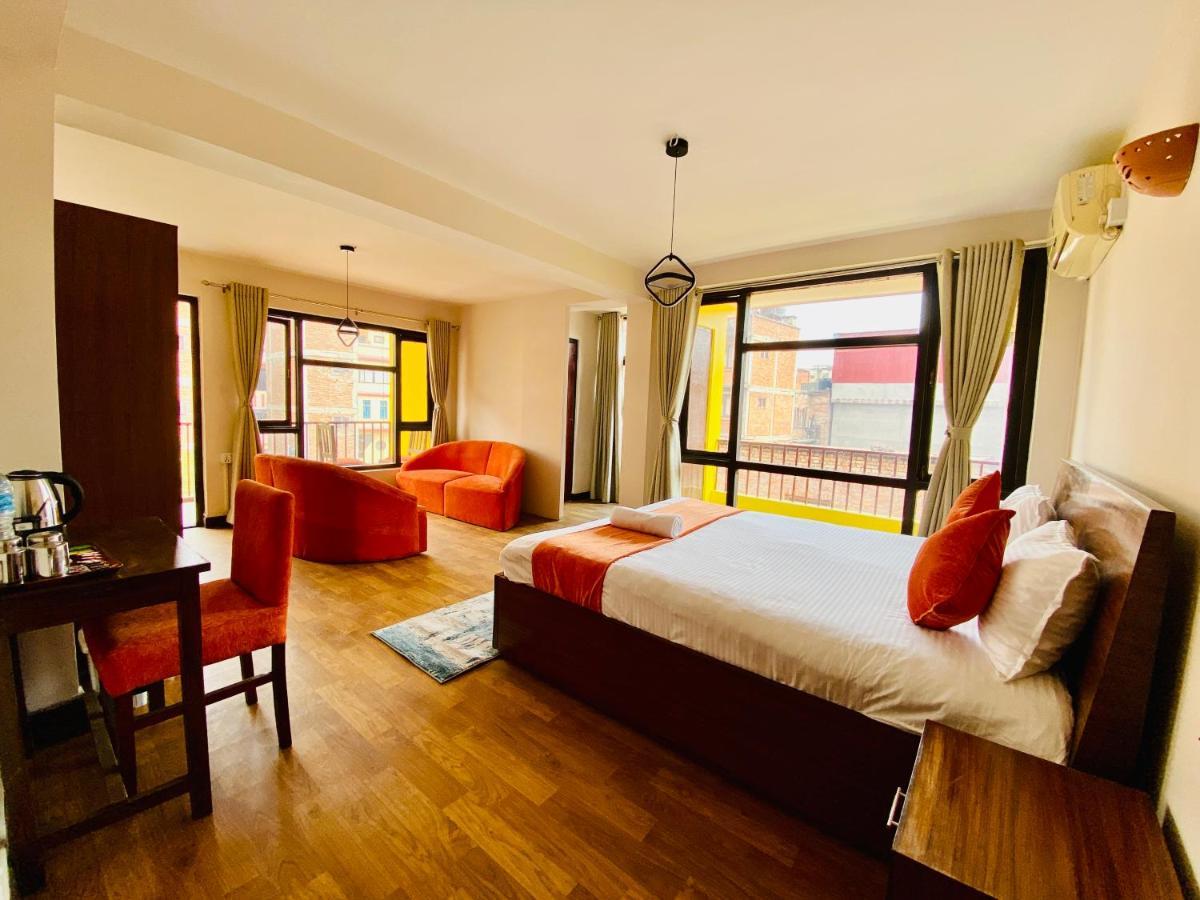 Hotel Pala Катманду Екстер'єр фото