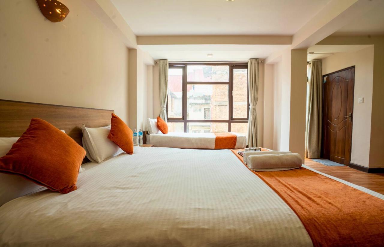 Hotel Pala Катманду Екстер'єр фото