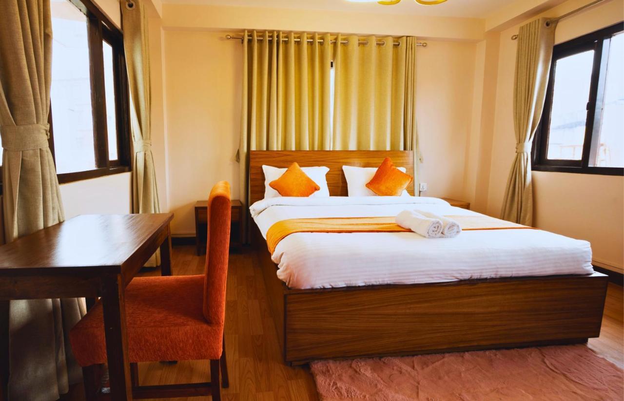 Hotel Pala Катманду Екстер'єр фото